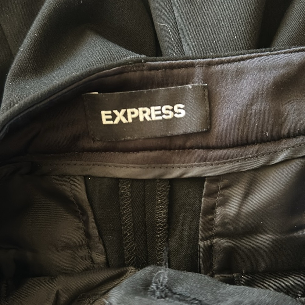 Express Columnist Mid Rise Ankle Pant - Picture 4 of 5